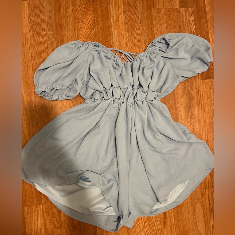 Arula baby blue romper!! 🦋🩵